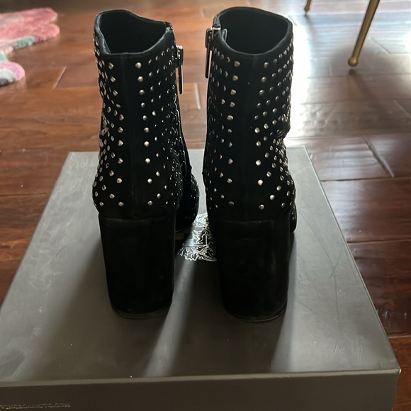 Vince Camuto studded boots size 6.5 - Picture 4 of 6